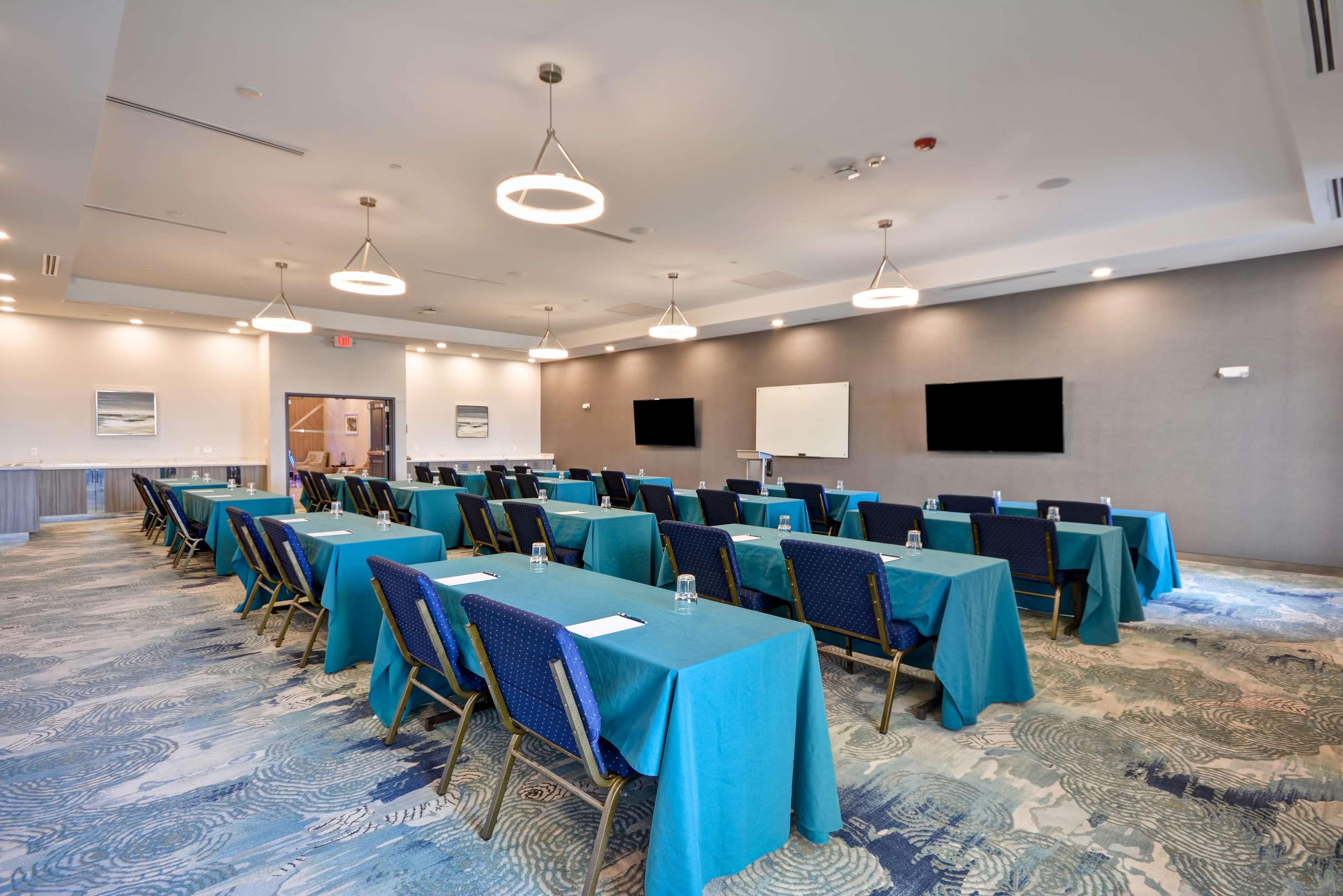 Homewood Suites By Hilton Conroe Exterior photo